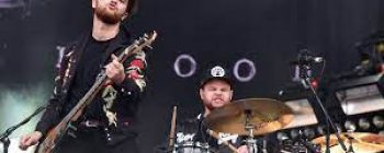 Flashback: Royal Blood Covers The Police!
